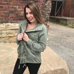 Olive green light weight jacket - size M